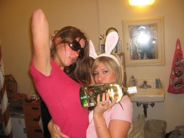 15P Drunk Attention Whores