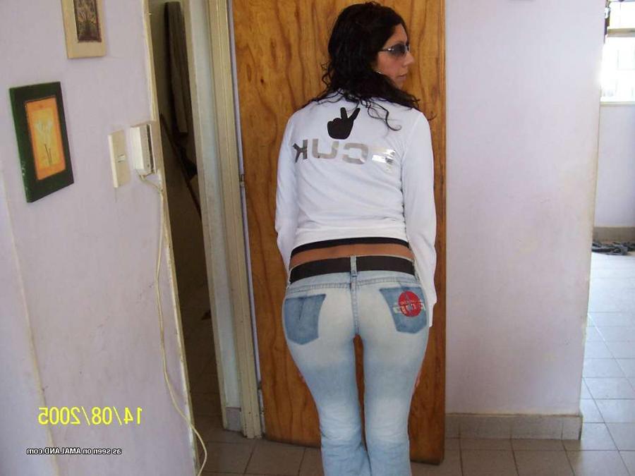 16P Getting her butthole stuffed