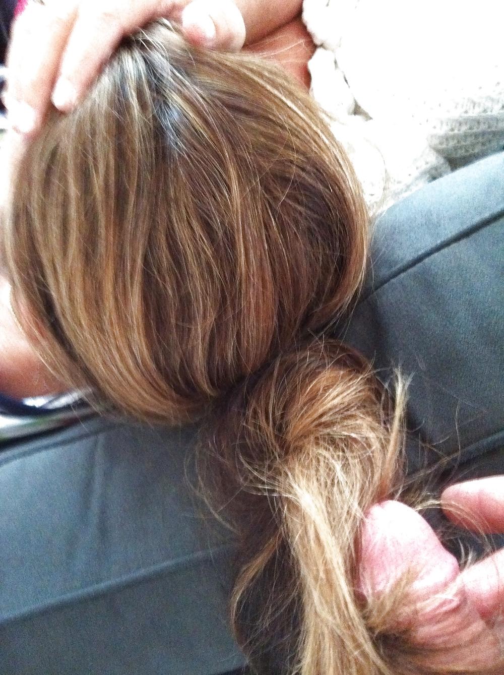 25P Michelle's F'n sexy hair...
