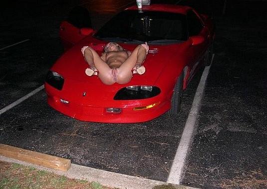 12P babe uses bottle to plug asshole