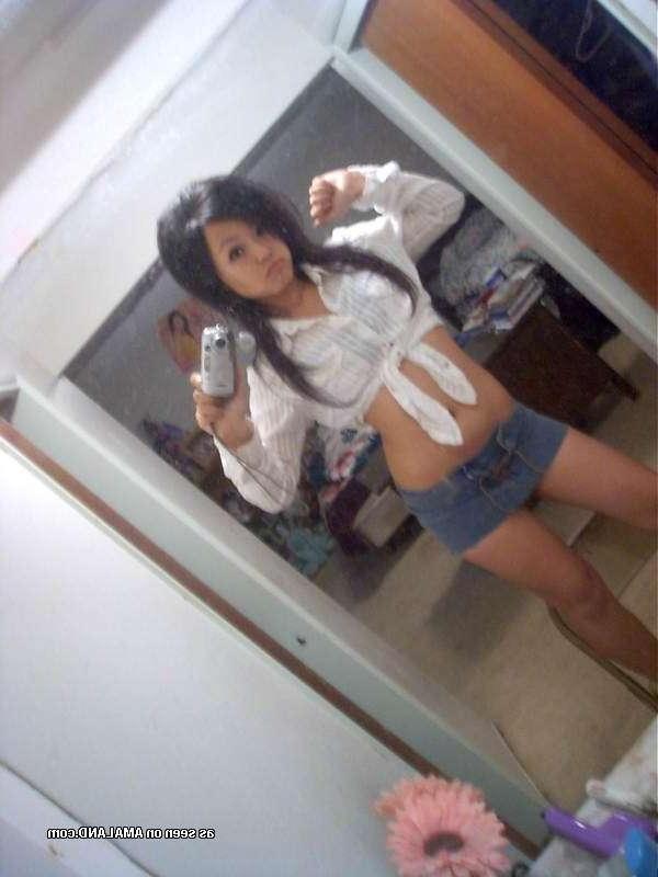 15P Compilation of an Asian chick selfshooting in her bedroom