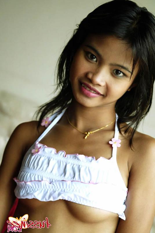 16P Thai teen girl panties
