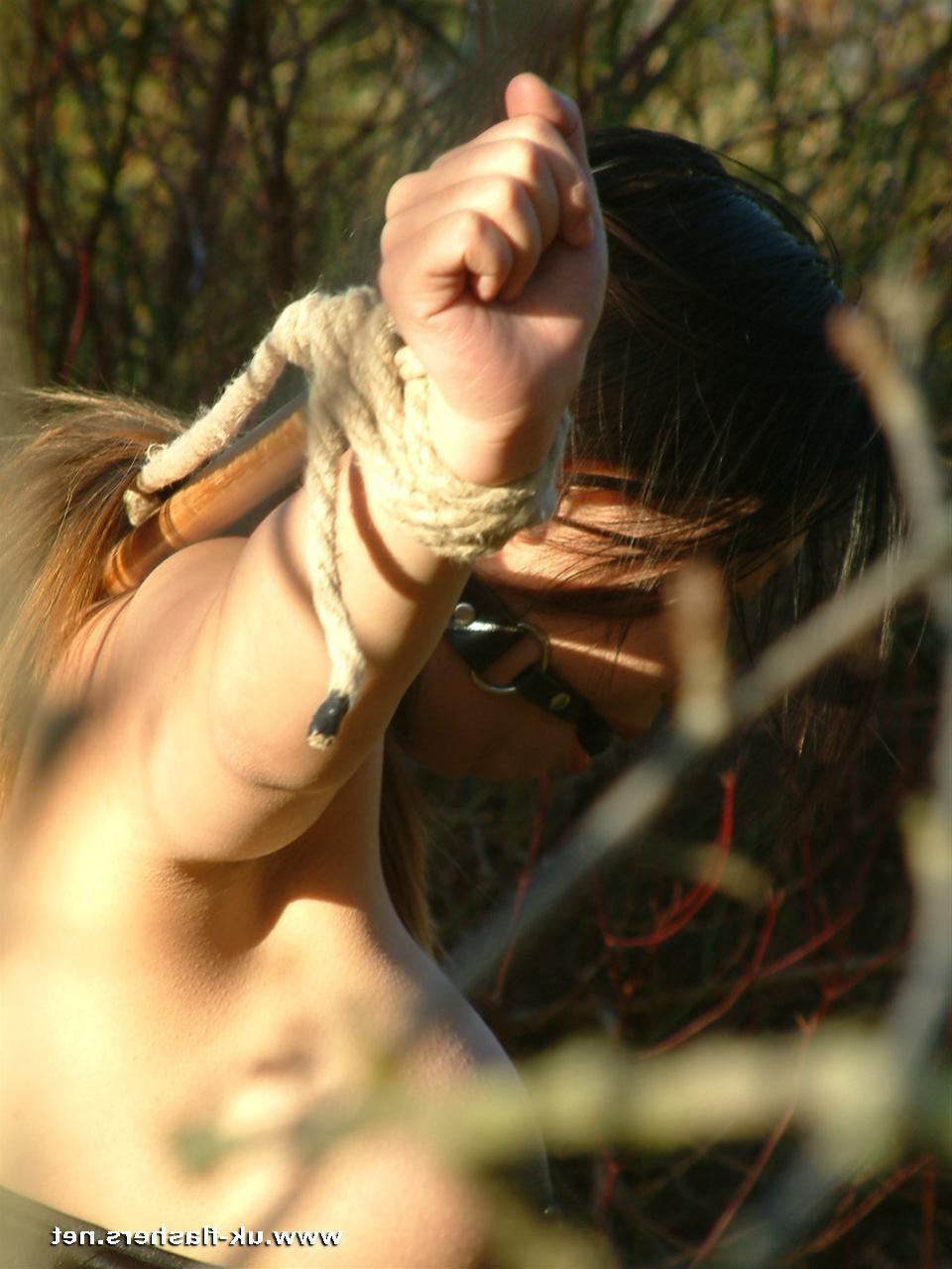 14P Outdoor asian bondage and exposed public japanese fetish of Tige