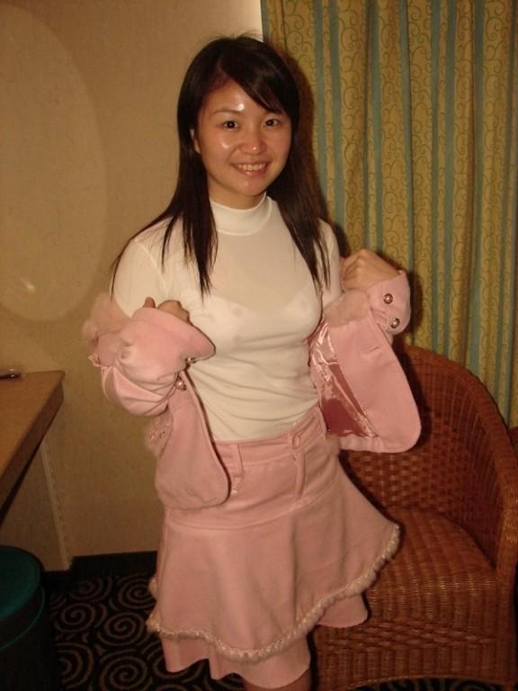 16P Cute and chubby Chinese girl posing for the camera