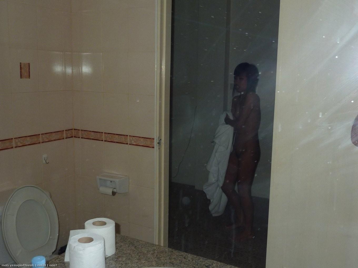 15P Sex Tourist Pays A Hot Thai Whore To Lick His Dirty Asshole Asian Slut