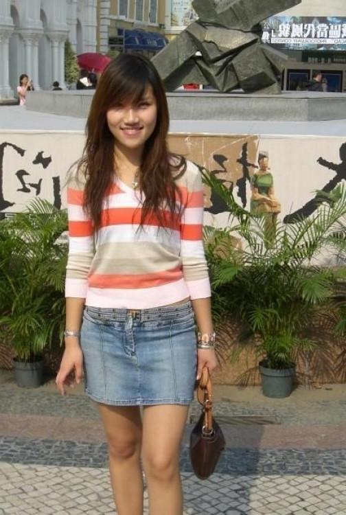 16P Asian teen nymph enjoy showing her sweet and juicy body