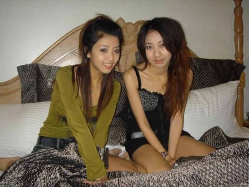 16P Asian coed goes full nude in couch shows squeezable tits