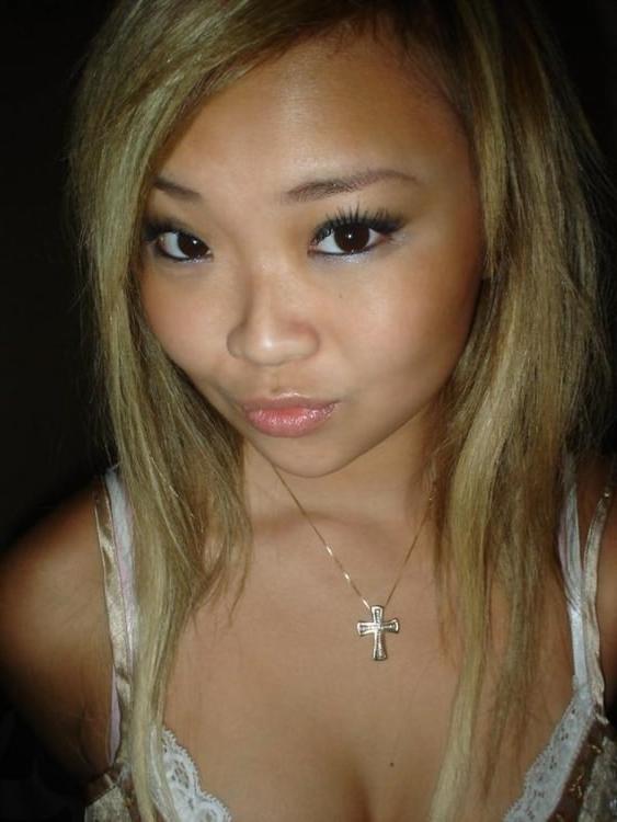 16P Asian coed goes full nude in couch shows squeezable tits