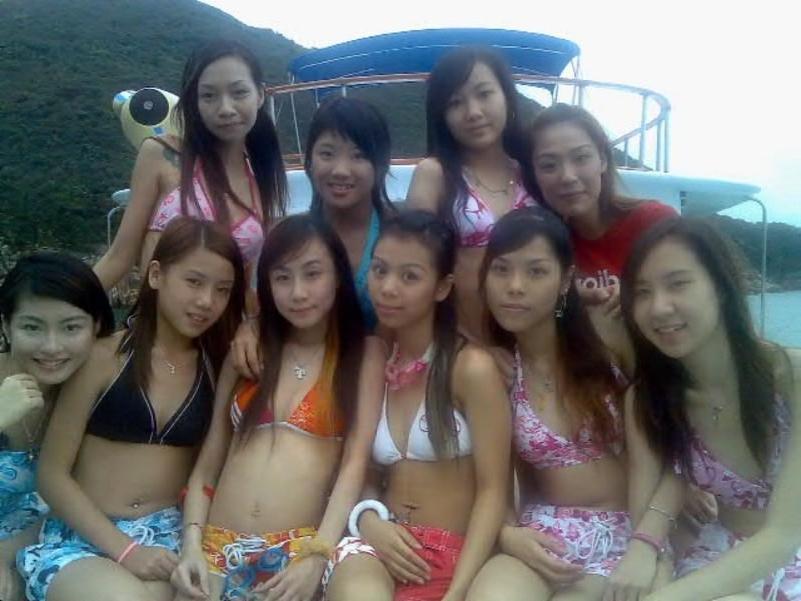 16P Mega oozing hot and delicious Asian girls posing naked