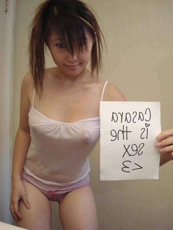 16P Asian showing off her tight asshole with a dildo in it