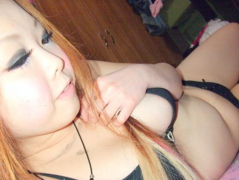 16P Asian coed goes full nude in couch shows squeezable tits