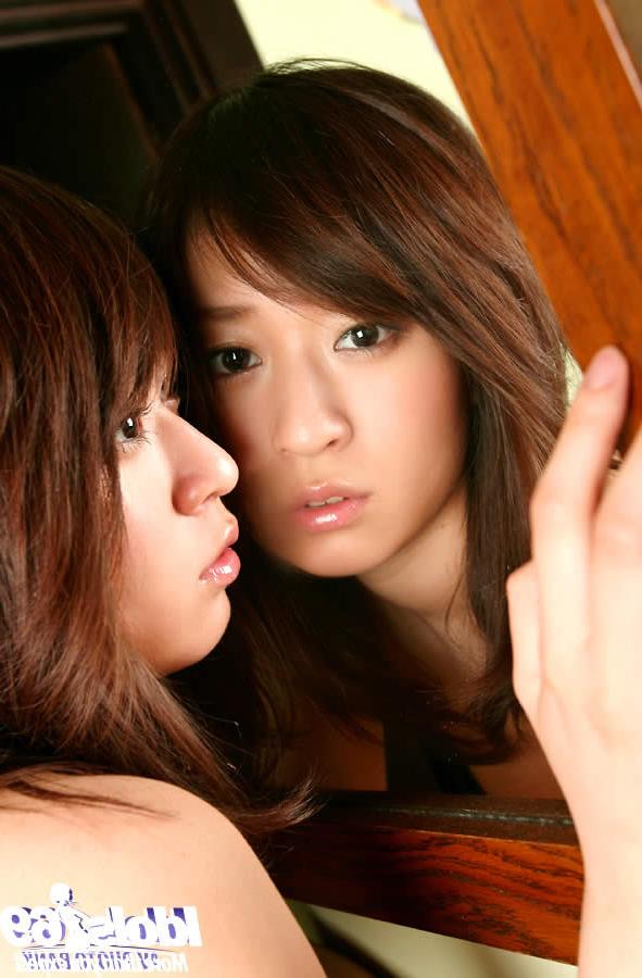 15P Cute japanese girl posing in her bedroom