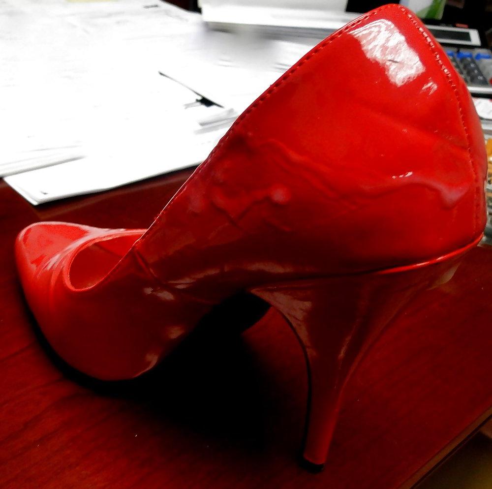 25P Pantyhose and Heels XVI