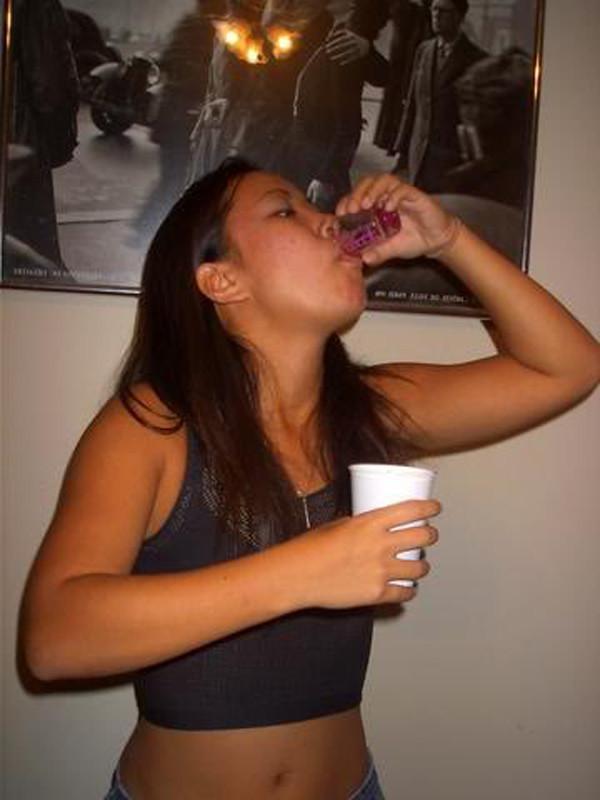 15P Drunk amateur asian babes