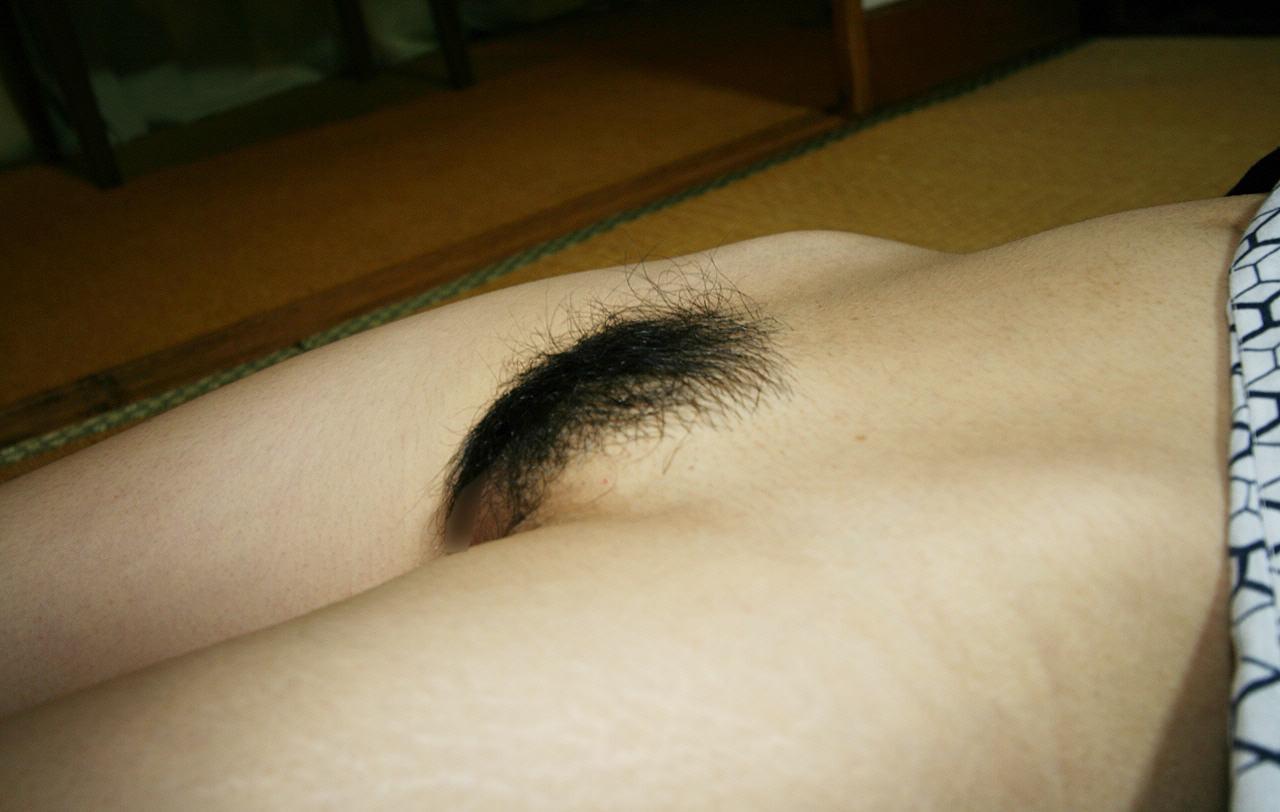 16P Bad Japanese slut has a friend admire her nice firm tits