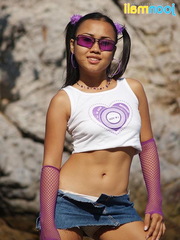 15P asian exposes perfect tight cameltoe panties