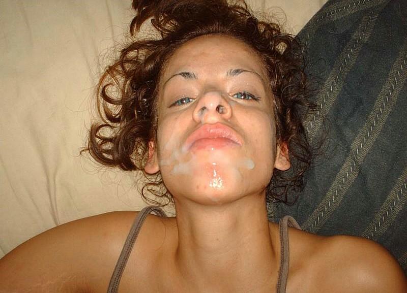 12P Real amateur girlfriends at home