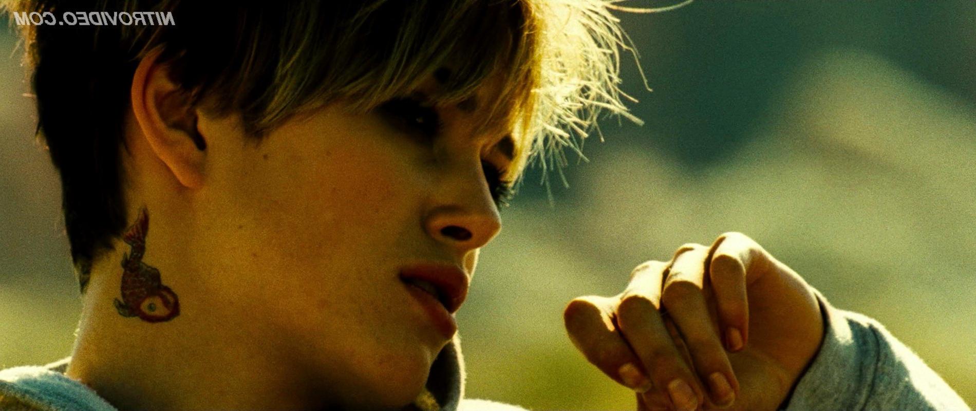 15P Sexual and dungeons Keira Knightley in Domino