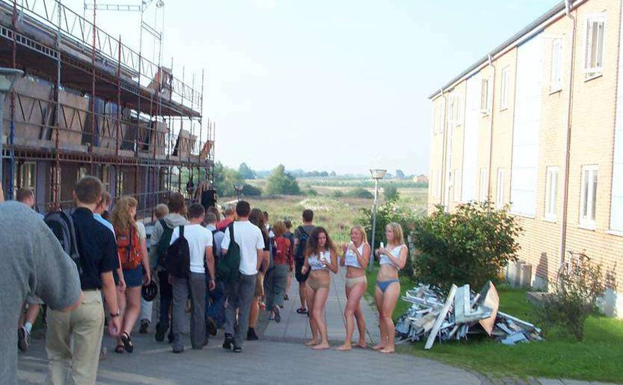 15P Drunk amateur babes