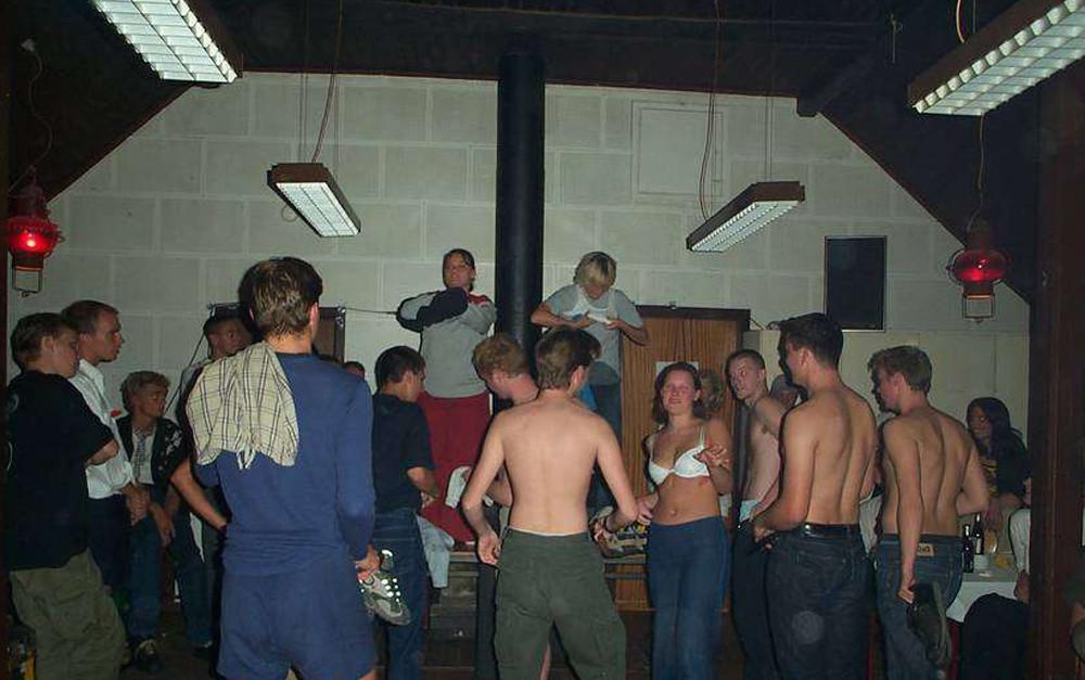 15P Drunk amateur babes