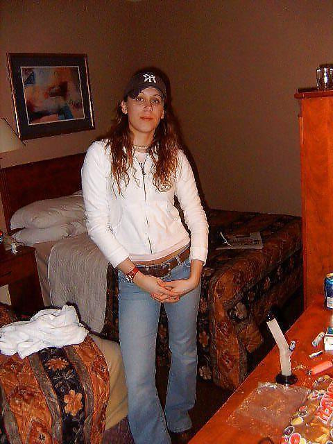25P CANADIAN HOTTIE