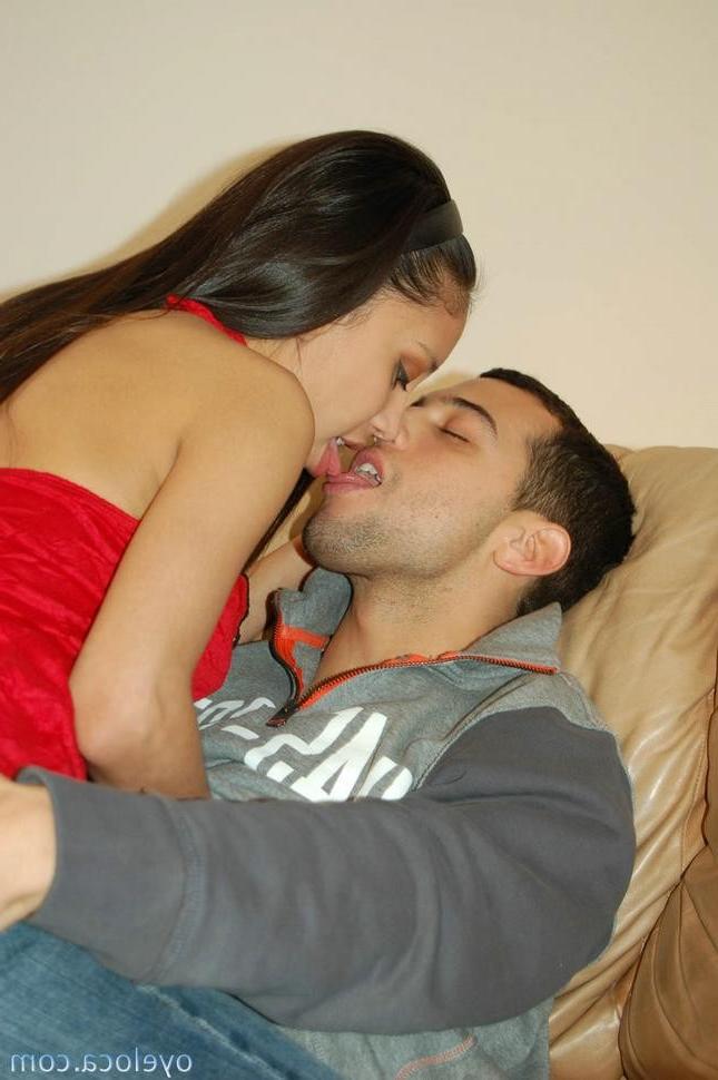 17P sweet alexis getting fucked on couch