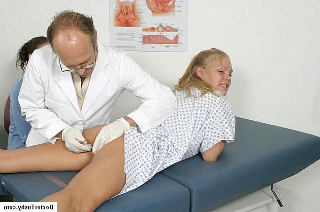 15P Bent Right Over So The Doctor Can Poke And Probe My Ass
