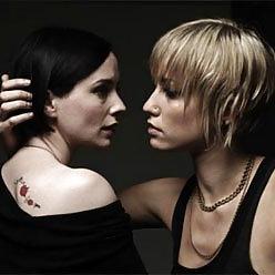 23P Lesbian lovers