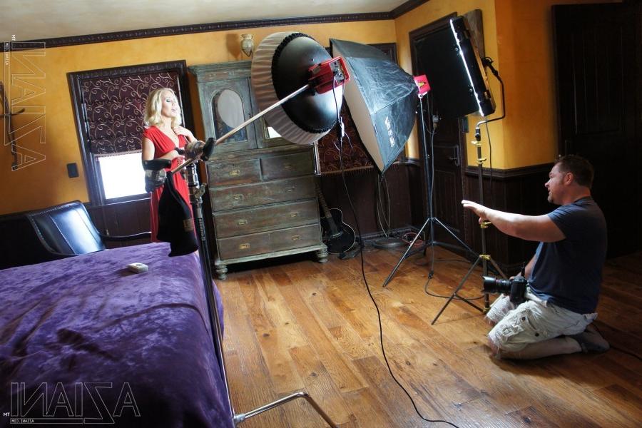 15P Behind the scenes with the blonde, very hot and sexy Nicole Aniston.|Nicole Anis