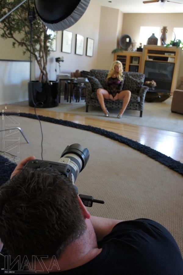 15P Sexy behind the scenes footage of the bust blonde hottie, Candy Manson, from her