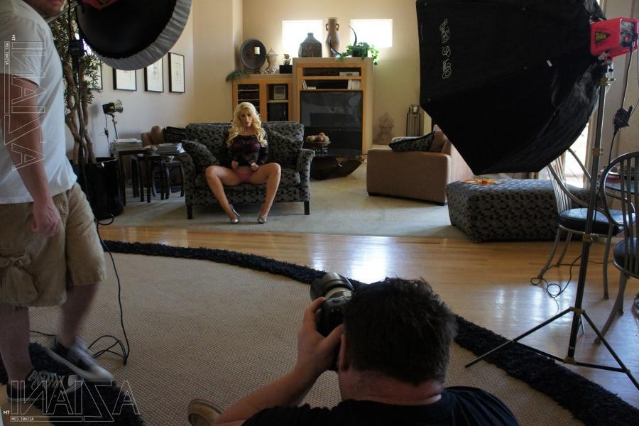 15P Sexy behind the scenes footage of the bust blonde hottie, Candy Manson, from her