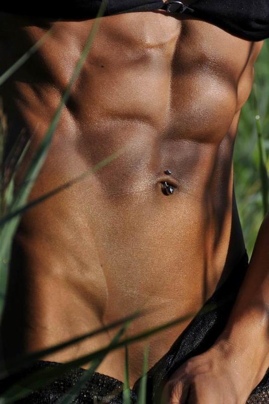 15P hot female bodybuilders with huge muscles