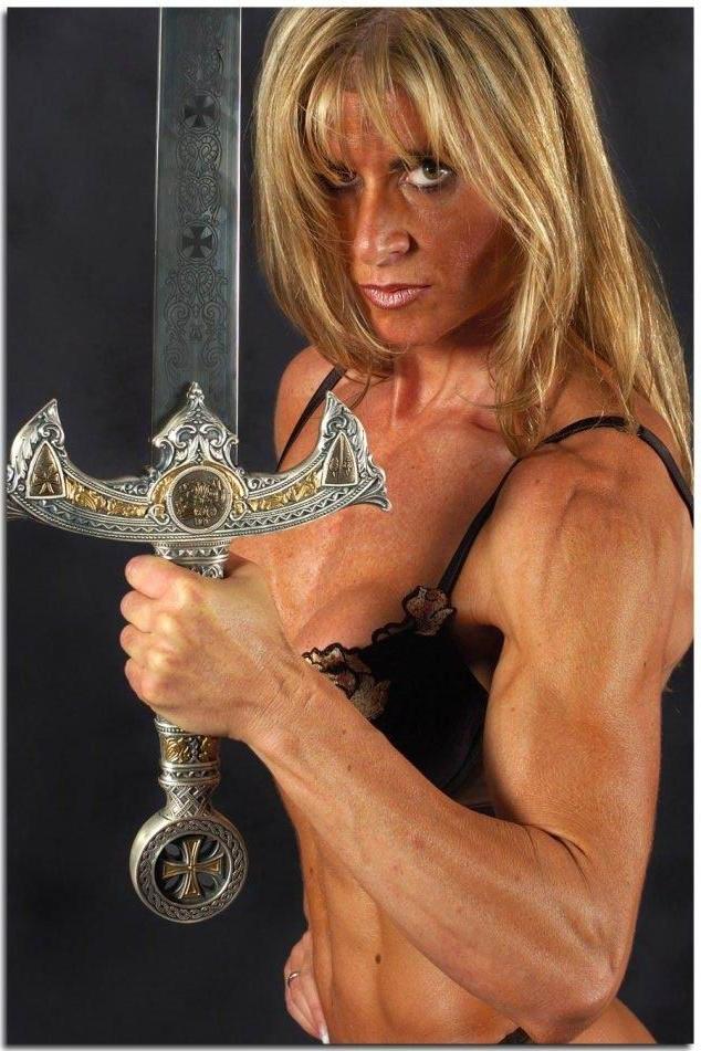 15P hot female bodybuilders with huge muscles