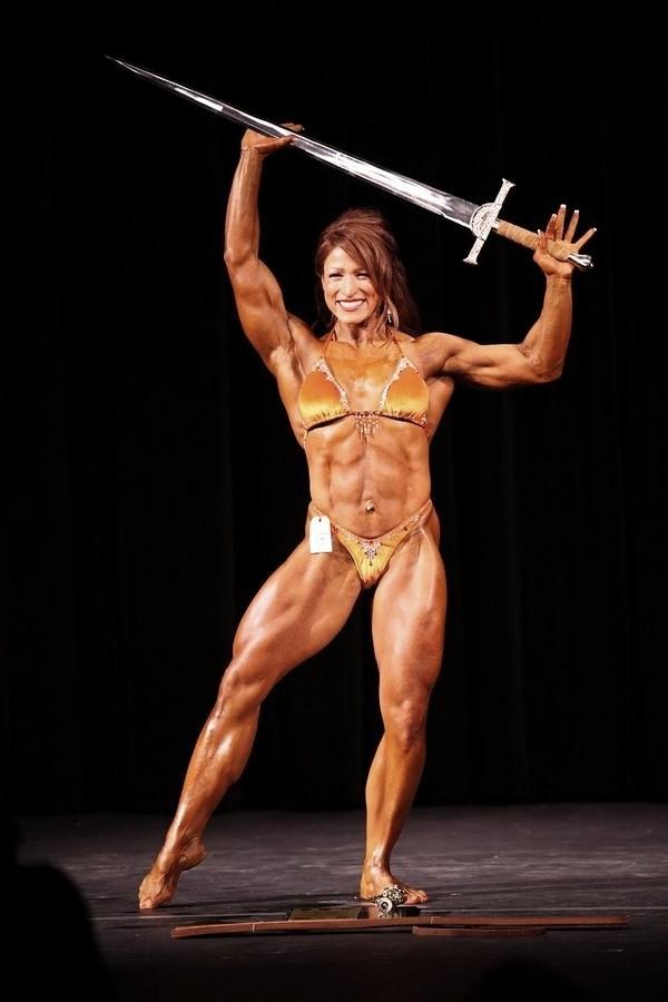 15P hot female bodybuilders with huge muscles