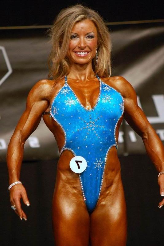 15P Beautiful muscular girls in bikini and heels