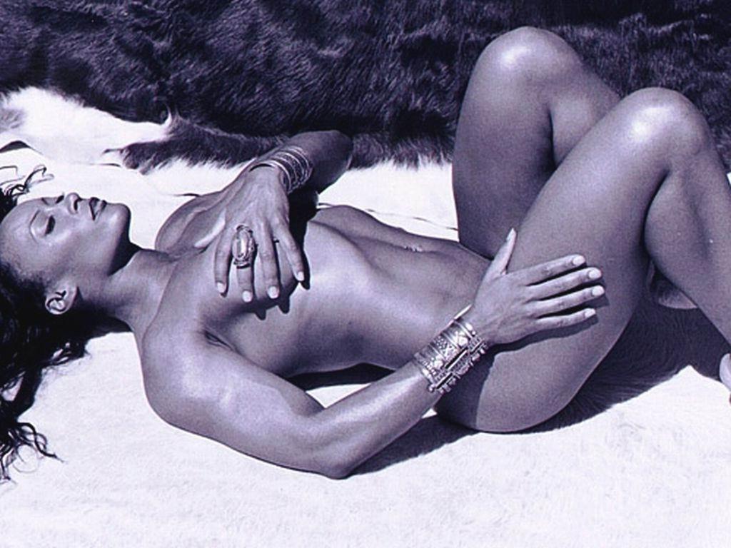 16P Hot female bodybuilders with huge muscles
