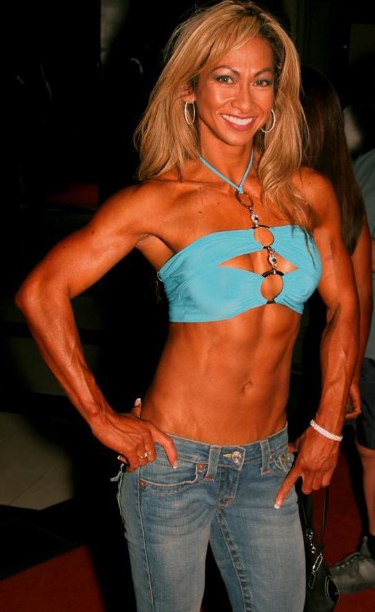 12P hot female bodybuilders showing off their muscles