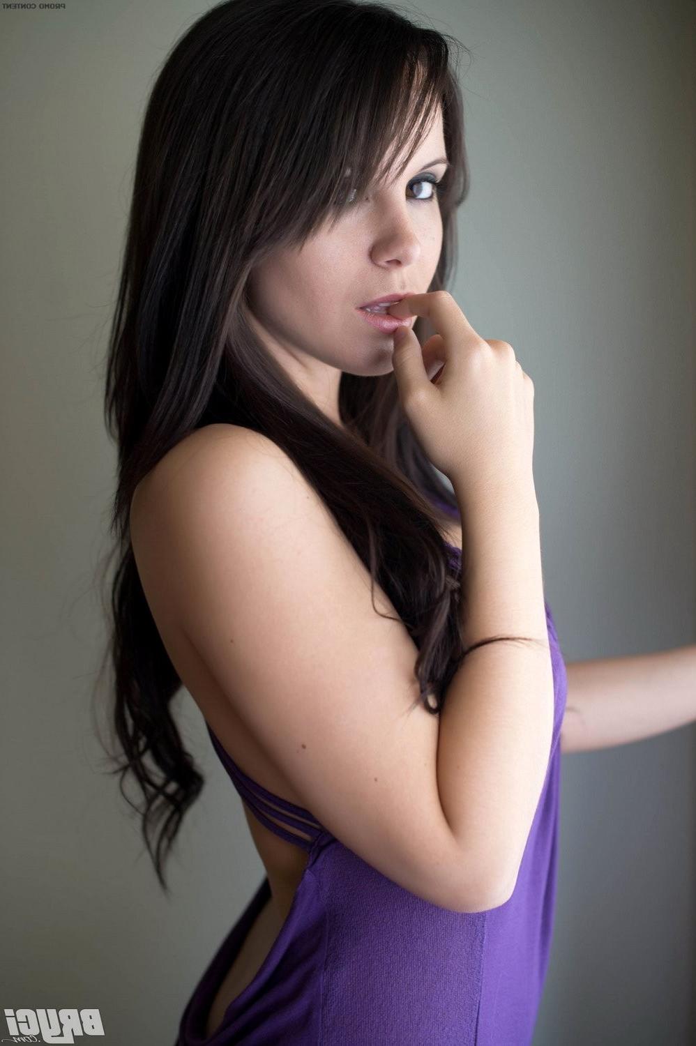 15P Big boob beauty strips