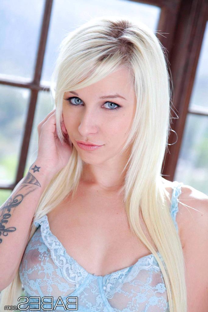 15P Stevie Shae gently stroking her sweet pussy in the bedroom