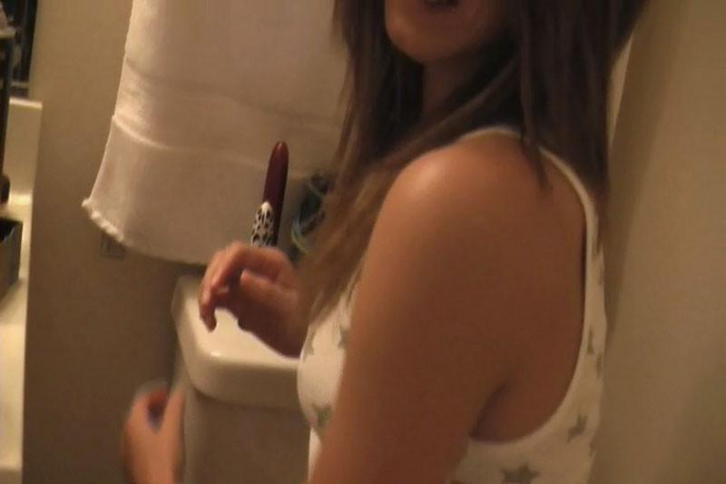 15P Sexy pornstar Jody Love up close and personal