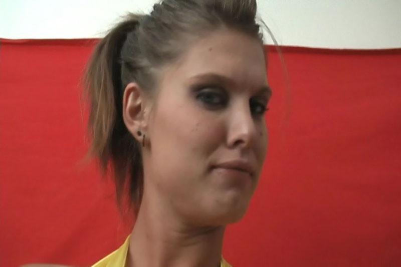 15P Sexy pornstar Jody Love up close and personal