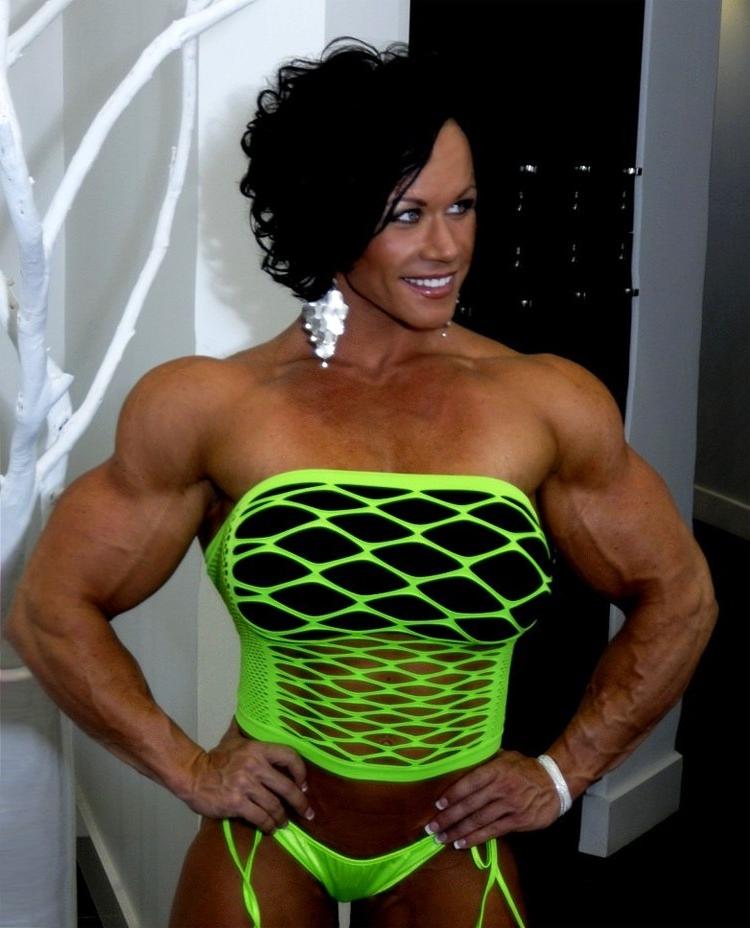 12P Massive Female Bodybuilder with huge boobs