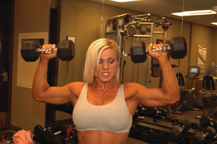 15P Lovely muscle blonde teen teases in a gym
