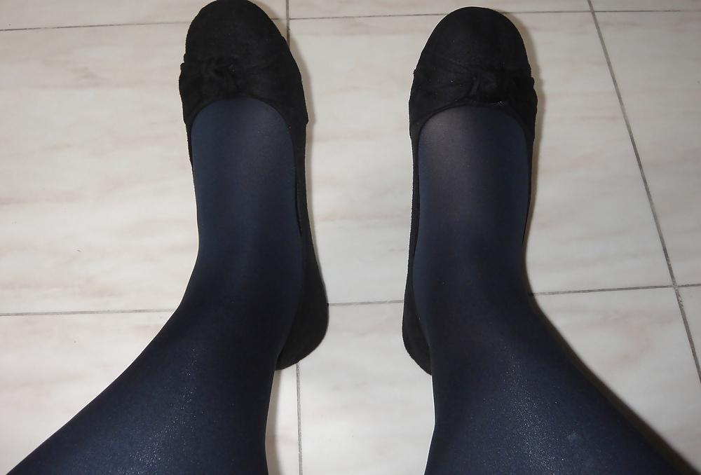 25P New pantyhose, new shoes and a NEW TOY