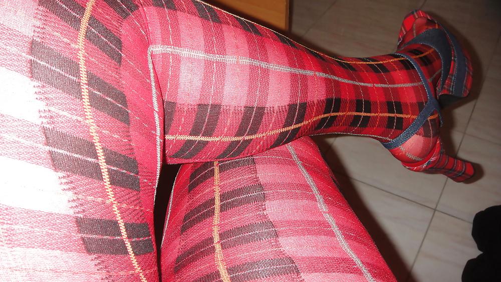 25P New pantyhose, new shoes and a NEW TOY