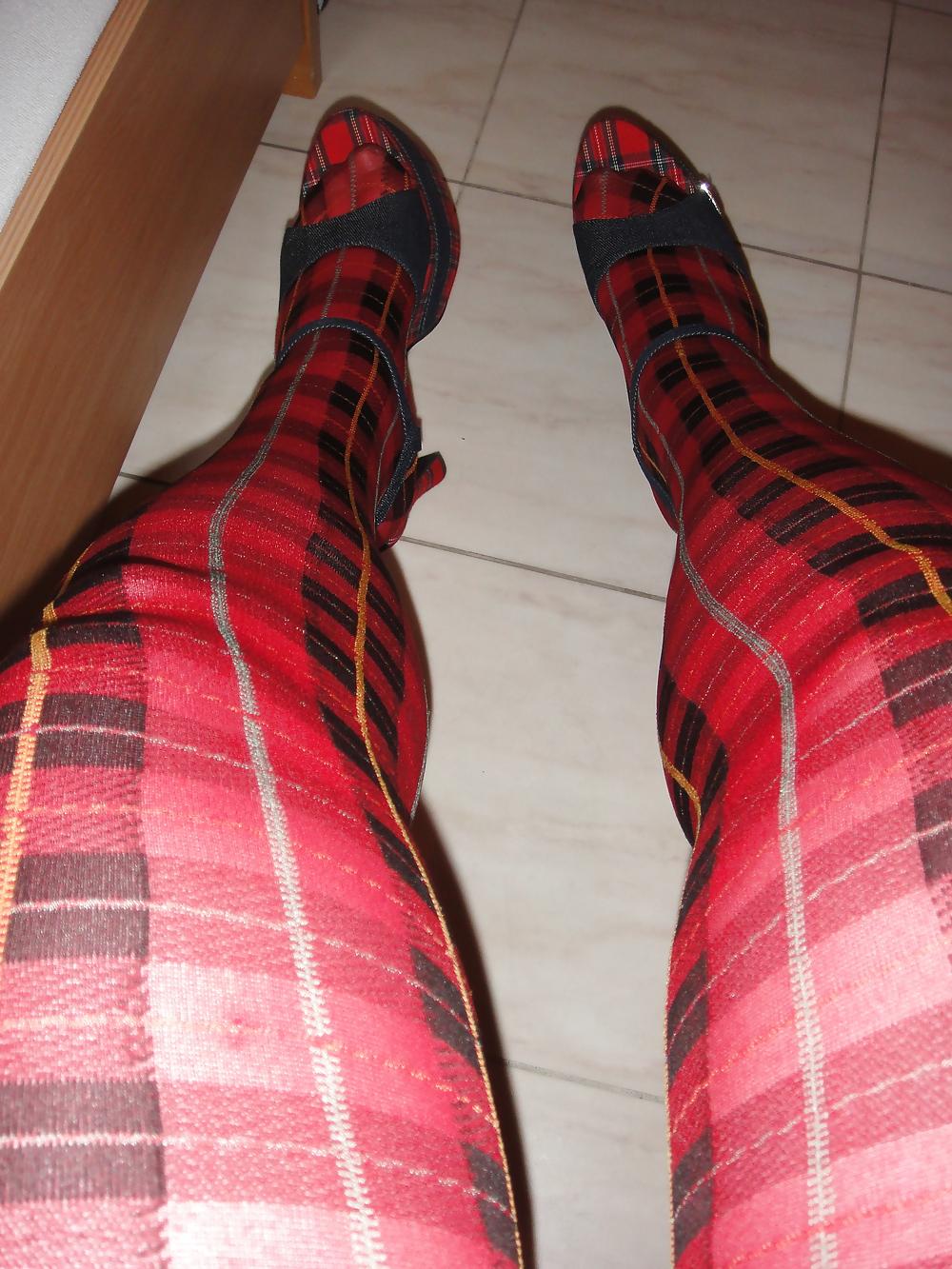 25P New pantyhose, new shoes and a NEW TOY