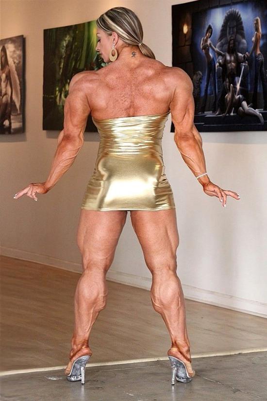 12P Massive Female Bodybuilder full of veins and ripped muscles