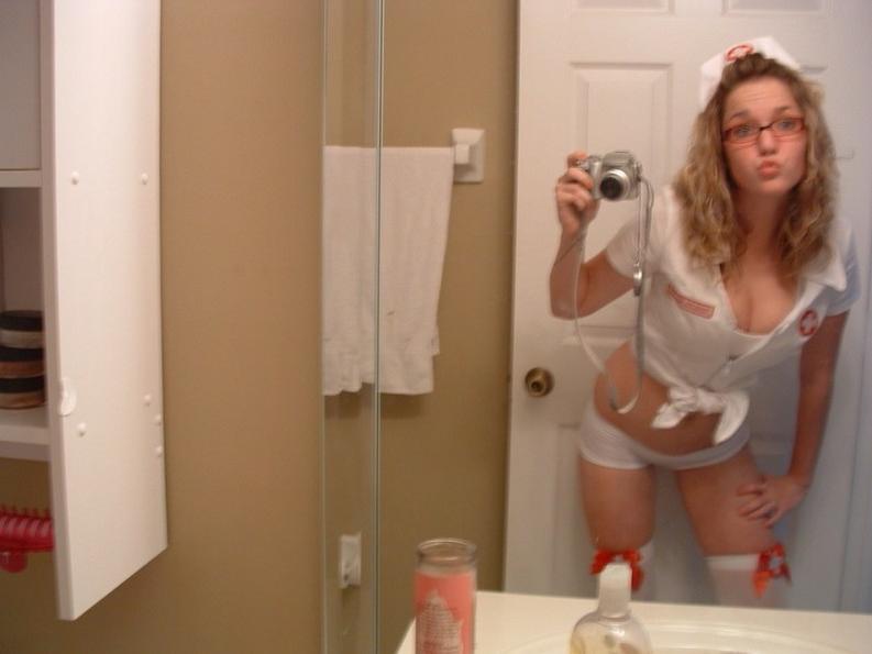 15P Gorgeous nude drunk girls posing on camera