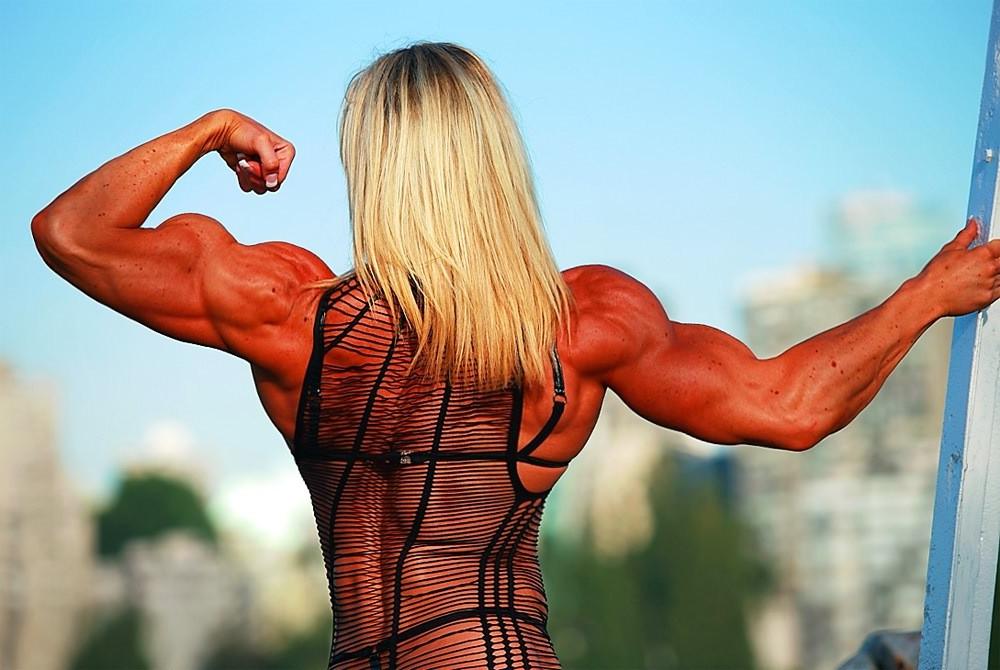 12P Tall and ripped female bodybuilder gifted gorgeous body