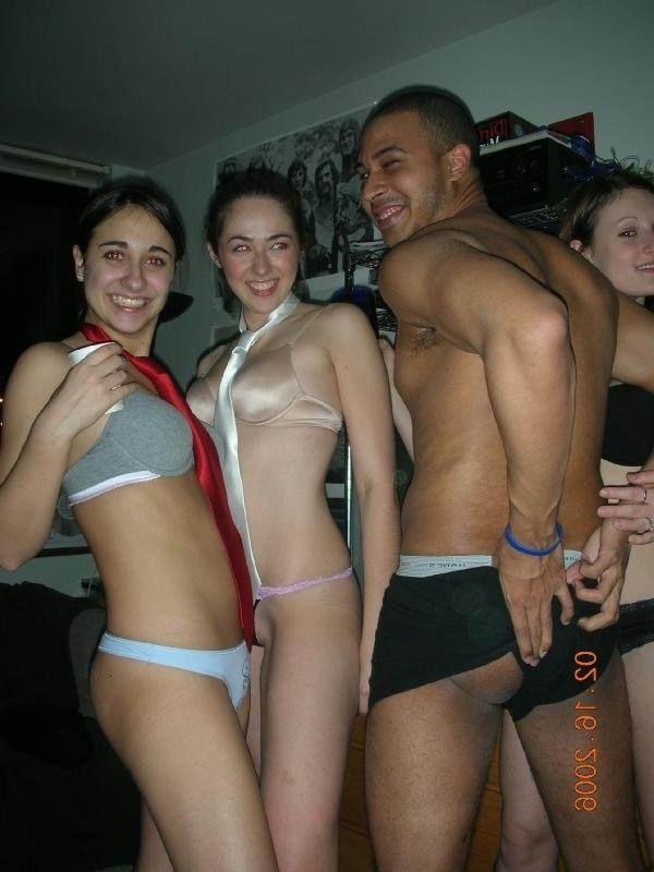 15P Gorgeous nude drunk girls posing on camera